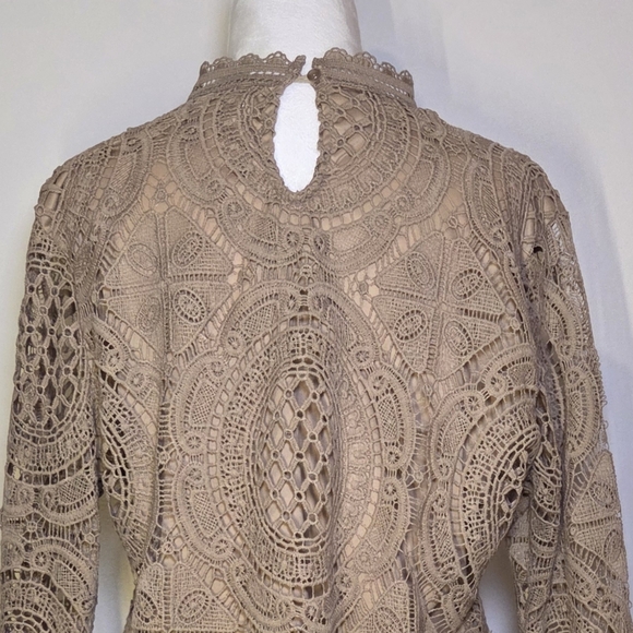 Ultra Light Tan Crochet Lace Top - Picture 6 of 7
